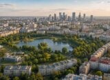 Ochota – dzielnica Warszawy, widok z lotu ptaka na Park Szczęśliwicki i osiedla
