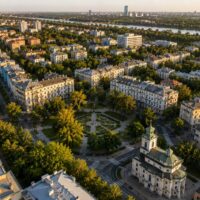 Żoliborz – dzielnica Warszawy, widok na Plac Wilsona i klimatyczne kamienice